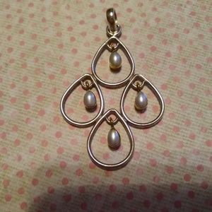 Pearl tear drops dangling Silver pendent.
